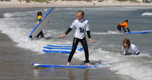 Girls Surf Groups